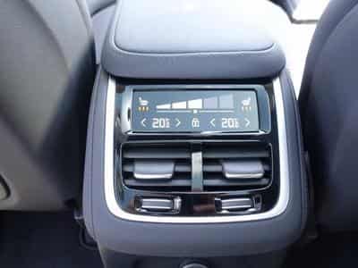 Volvo XC90 Plus Bright T8 AWD/ Pano/HeadUp/360° (2025) - Photo 13