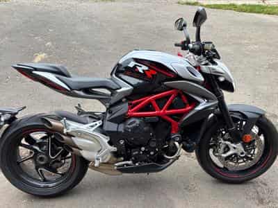MV Agusta Brutale 800 RR (2018) - Foto 1