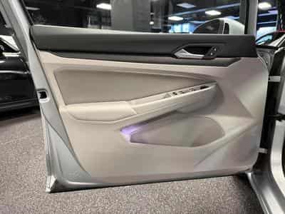 VW Golf (2020) - Photo 9