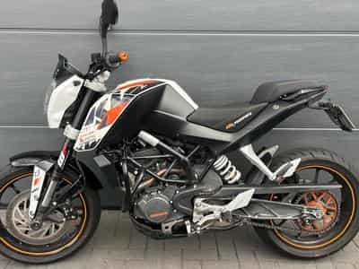 KTM Duke Duke 125 ABS (2014) - Foto 1