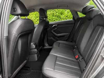Audi A3 Limousine 35 TFSI S line S tronic (2021) - Photo 5
