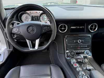Mercedes SLS AMG AMG Coupé 6.3L V8 (2011) - Foto 10