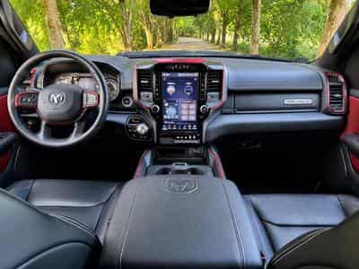 Dodge RAM Dodge RAM Rebel Quad Cab 4x4 - Ess.+LPG (2022) - Photo 10