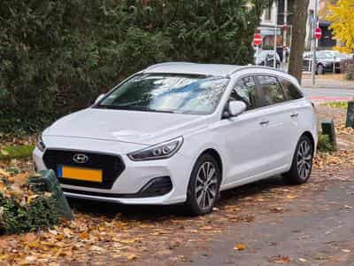 Hyundai i30 Techno (2019) - Photo 1