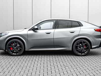 BMW iX2 (2025) - Photo 1