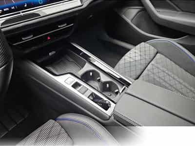 VW Passat (2026) - Photo 11