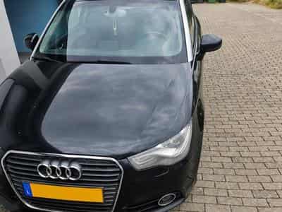 Audi A1 TSFI (2010) - Foto 1