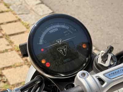 Triumph Speed Twin 1200 (2025) - Foto 11