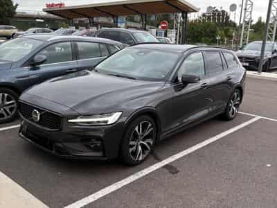Volvo V60 V60 plus B4 mild hybrid diesel dark (2023) - Foto 1