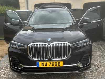 BMW X7 Pure Excellence (2022) - Photo 1