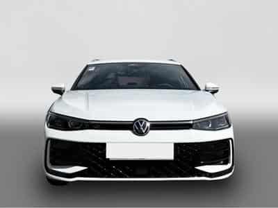 VW Passat (2024) - Photo 6