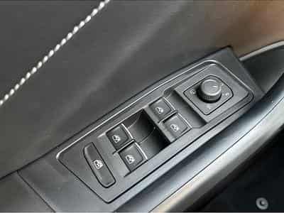 VW T-Roc (2025) - Photo 14