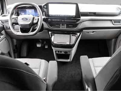 Ford Tourneo (2025) - Photo 4