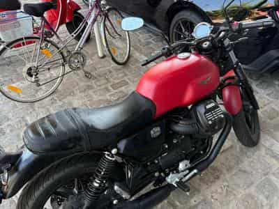 Moto Guzzi V7 IV V7 Stone Red (2024) - Foto 4