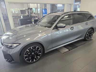BMW 320 d xDrive M Sport Pack, Attache, Toit ouvrant (2026) - Foto 2
