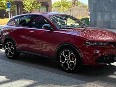 Alfa-Romeo Tonale Veloce (2023) - Photo 1