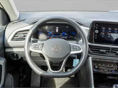 VW T-Roc (2024) - Photo 6