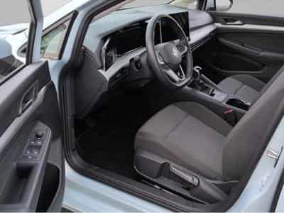 VW Golf (2024) - Photo 4