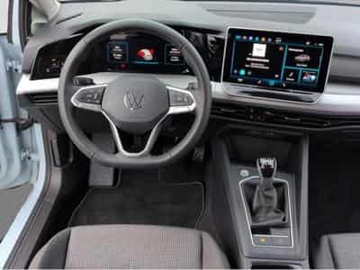 VW Golf (2024) - Photo 5