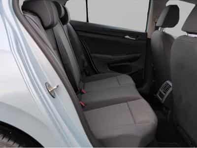 VW Golf (2024) - Photo 7