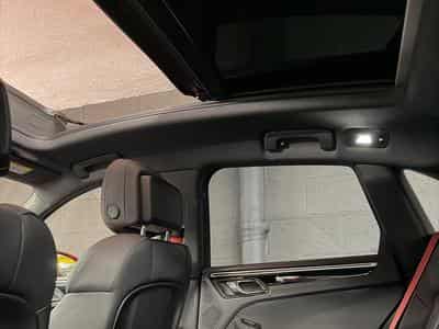 Porsche Macan GTS (2022) - Photo 7