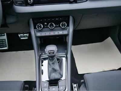 Skoda Karoq (2026) - Photo 12