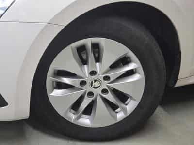 Skoda Octavia TDI 150CV DSG (2020) - Photo 3