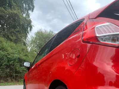 Ford Fiesta Sport redline (2016) - Photo 4