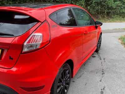 Ford Fiesta Sport redline (2016) - Photo 8
