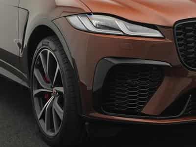 Jaguar F-Pace F-PACE P550 SVR AWD (EURO 6d) (2022) - Foto 9