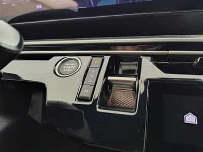 Peugeot 5008 1.2 HYBRID 145cv e-DCS6 Allure NAVI /CARPLAY/FULL LED/S-CUIR (2025) - Photo 12