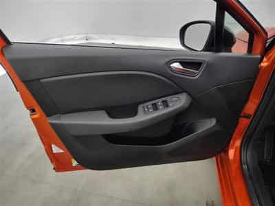 Renault Clio 1.0 TCe Evolution GPF (2023) - Photo 15