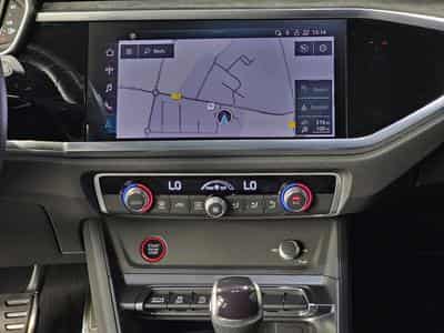 Audi RSQ3 Sportback 400CH (2021) - Photo 11