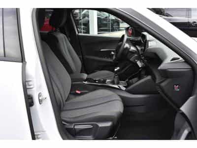Peugeot 2008 1.2 PureTech Allure ACC GPS LANE SIDE REGUL CAM 360 1° MAIN (2025) - Foto 7
