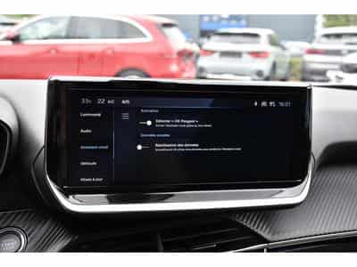 Peugeot 2008 1.2 PureTech Allure ACC GPS LANE SIDE REGUL CAM 360 1° MAIN (2025) - Foto 13