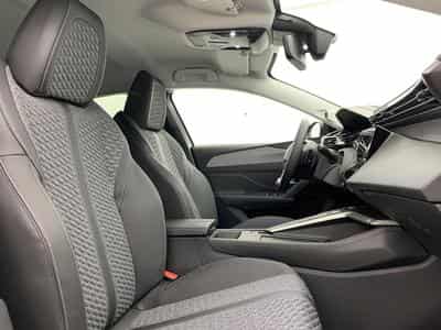 Peugeot 308 Hybrid 145 e-DCS6 Allure (2025) - Photo 9
