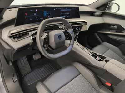 Peugeot 5008 HYBRID 145 CH E-DCS6 ALLURE (2025) - Photo 15