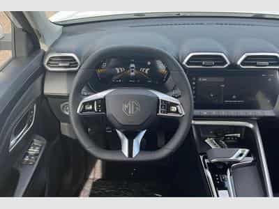 Mg ZS 1.5 L Hybrid+ 197 ch Luxury (2025) - Photo 12