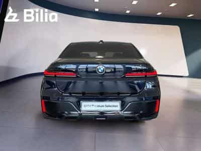 BMW 740 d xDrive DAB Aktivlenkung RFK (2025) - Foto 3