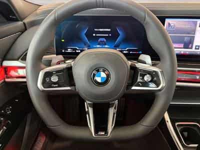 BMW 740 d xDrive DAB Aktivlenkung RFK (2025) - Foto 11