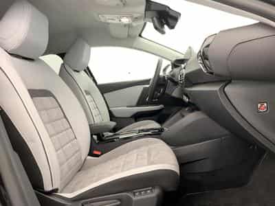 CitroëN C4 PureTech 130 EAT8 Max (2025) - Foto 9