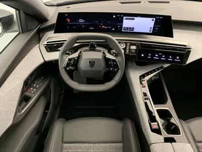 Peugeot 5008 Hybrid 145 e-DCS6 Allure (2026) - Photo 13