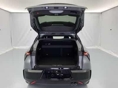 Alfa-Romeo Junior 1.2 Ibrida 145 ch e-DCT6 Ti (2026) - Photo 12