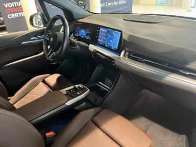 BMW 230 230e xDrive Active Tourer (2024) - Foto 10
