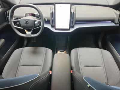 Volvo EX30 Plus SMER / Elecrique (2024) - Foto 3