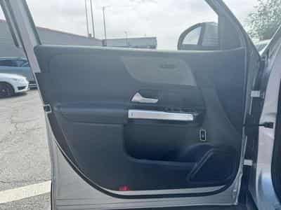 Mercedes GLB 200 GLB 200 d 4Matic / jusqu'à 36 mois de garantie (2021) - Photo 8