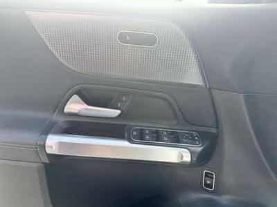 Mercedes GLB 200 GLB 200 d 4Matic / jusqu'à 36 mois de garantie (2021) - Photo 9