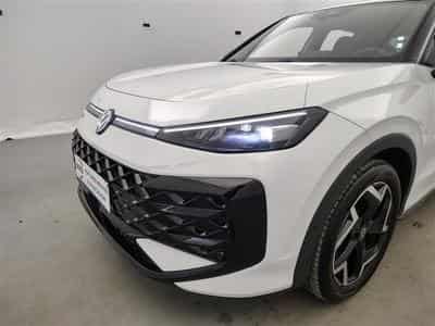 VW T-Roc 1.5 TSI 150cv DSG R-Line CARPLAY / FULL LED / CAMERA (2026) - Photo 15