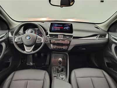 BMW X1 1.5i sDrive18 Business CUIR/NAVI/JA17/PDC/CAMERA (2021) - Foto 8