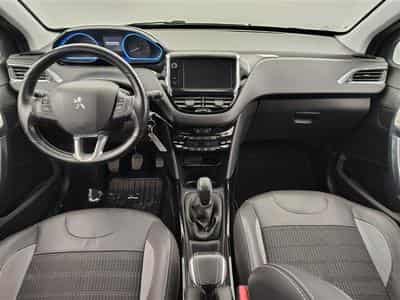 Peugeot 2008 1.2 PureTech Allure S-CUIR / NAVI / CARPLAY (2018) - Photo 7